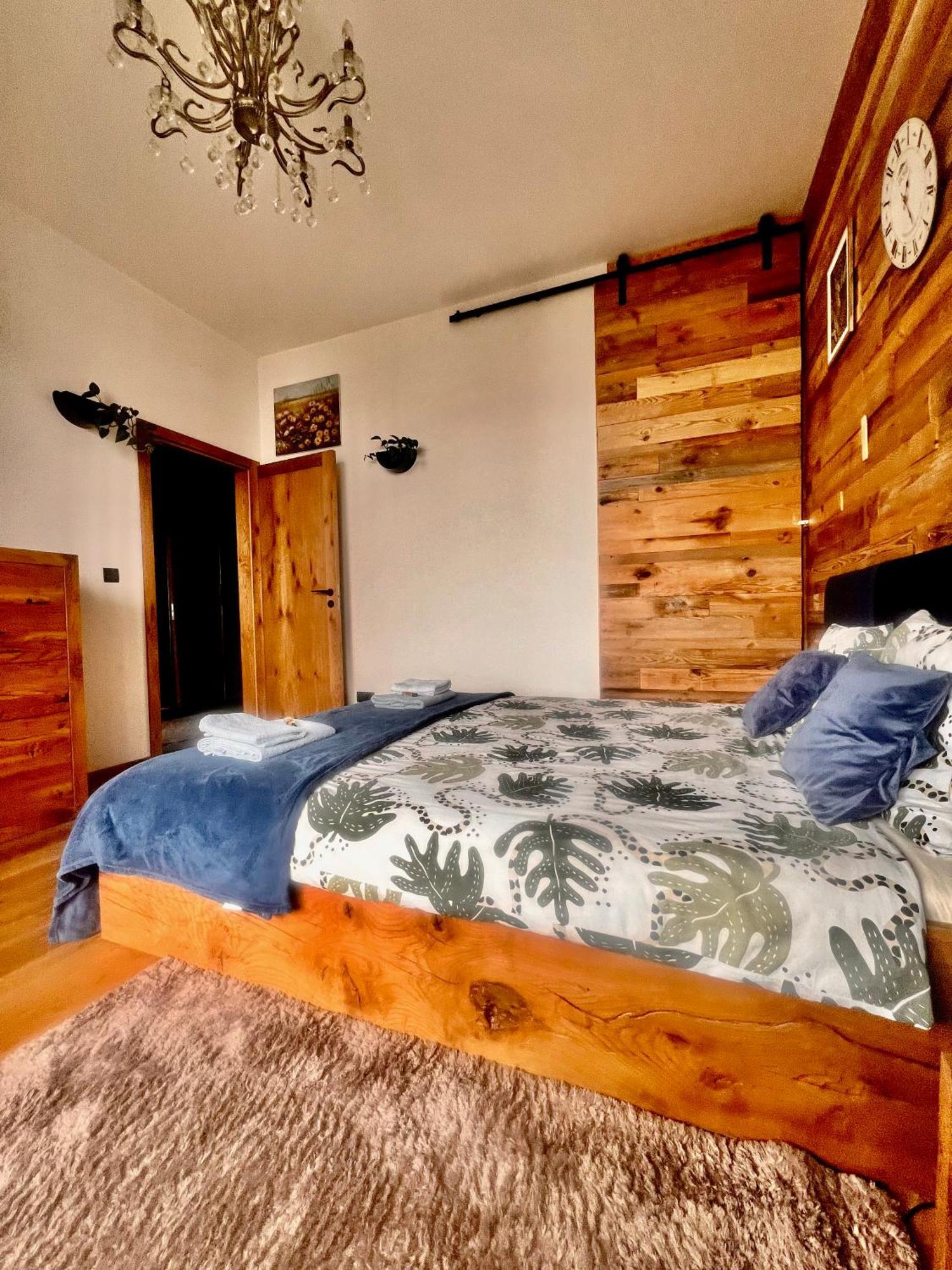 Lake Park Apartament With Free Parking Airport Netflix