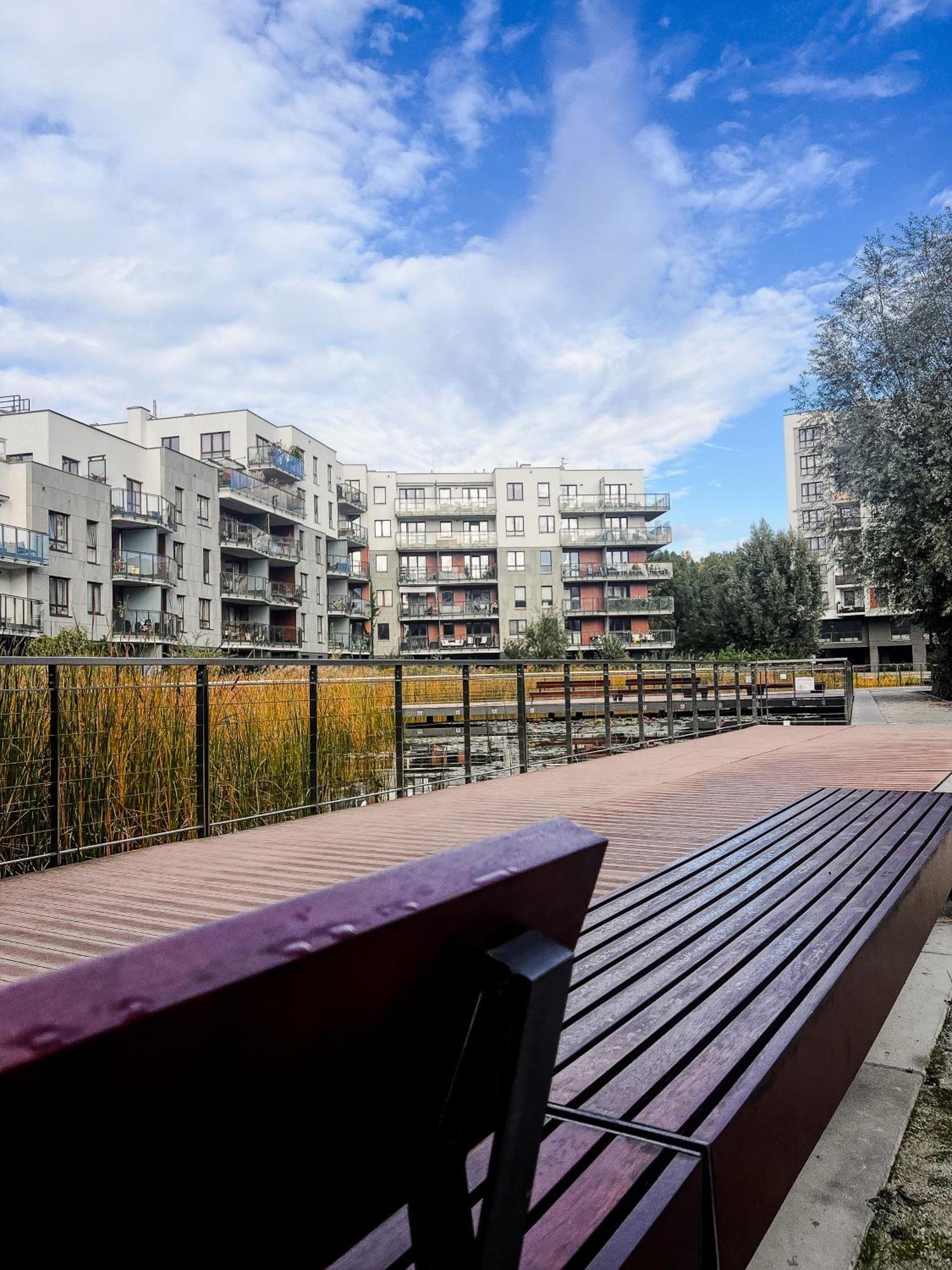 Lake Park Apartament With Free Parking Airport Netflix Warszawa